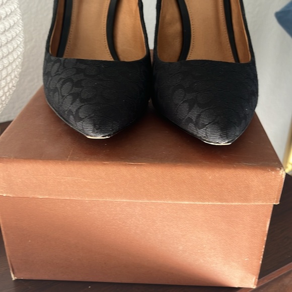 Coach pointy toe heels Size 10 - Picture 3 of 9